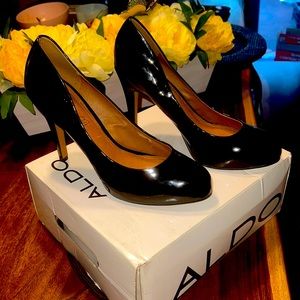 Aldo Doyscher-95  black patent leather, 5inch heels.